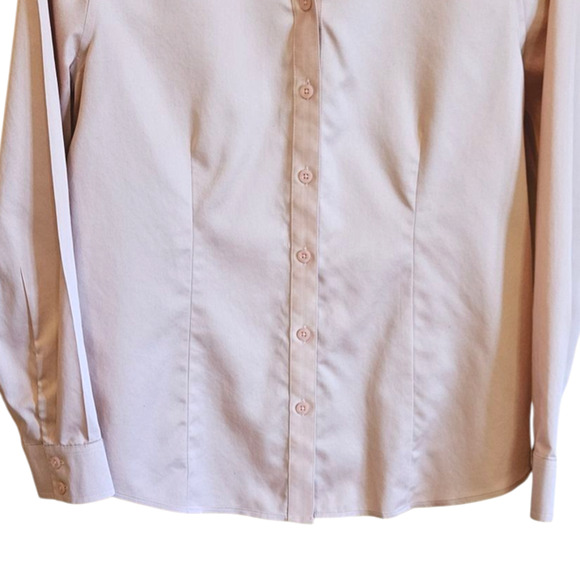 Chico's No Iron Button Down Long Sleeve Collar Blush Pink Women's Size 0 (4/6) - Picture 4 of 8
